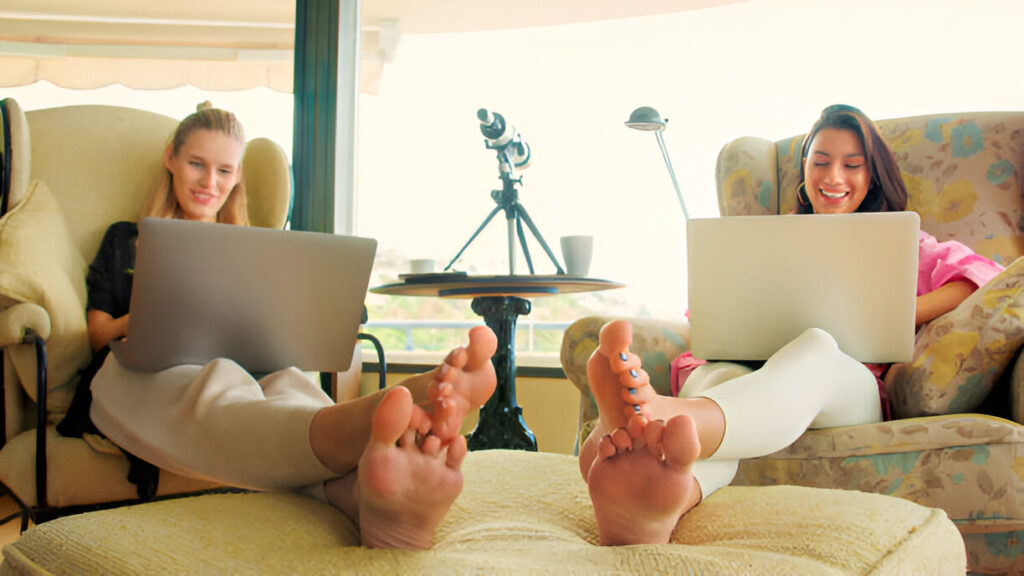 Sell Feet Pics Compared