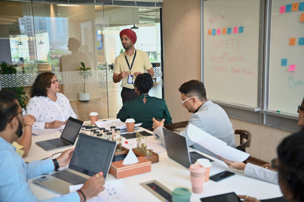 Shape Your Future: Why a Business Management Course in Mumbai Is a Career Game-Changer Shape Your Future